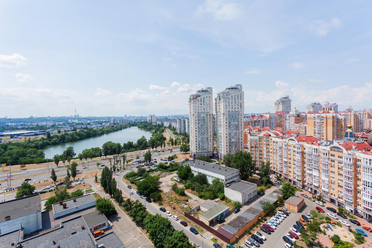 Stylish Views Apartments In The Parasol. Parus .Obolonskaya Embankment Kiew Exterior foto