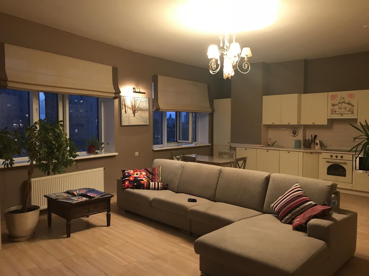 Stylish Views Apartments In The Parasol. Parus .Obolonskaya Embankment Kiew Exterior foto